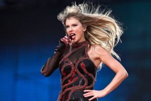 240613-liverpool-taylor-swift-concert-ac-748p-d56f1d