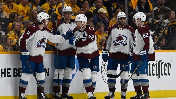 colorado-avalanche-celebrate